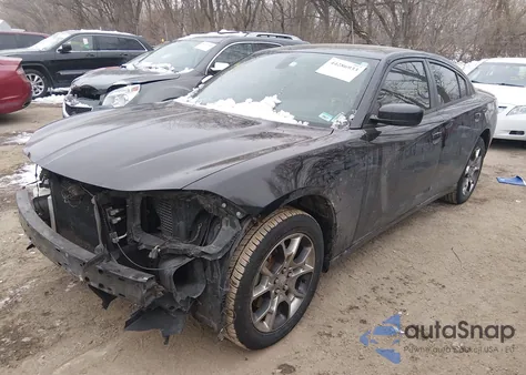 2015 Dodge Charger Sxt z USA, uszkodzony, nr VIN 2C3CDXJG6FH929463